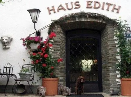 Alojamento de Acomodação e Pequeno-almoço Haus Edith
