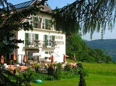 Haus Edith Bed & Breakfast 3*