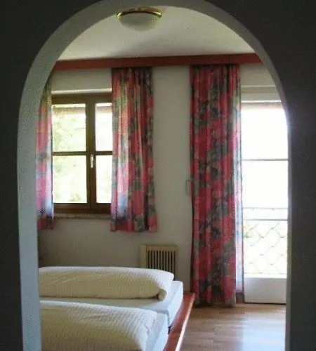 Nocleg ze śniadaniem Haus Edith 3*